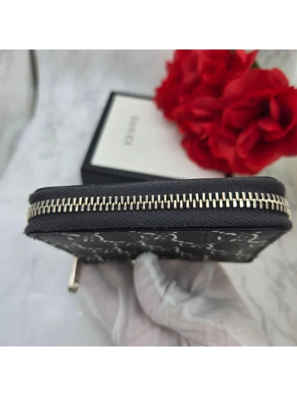 Gucci Coin Purse Wallet GG Shadow